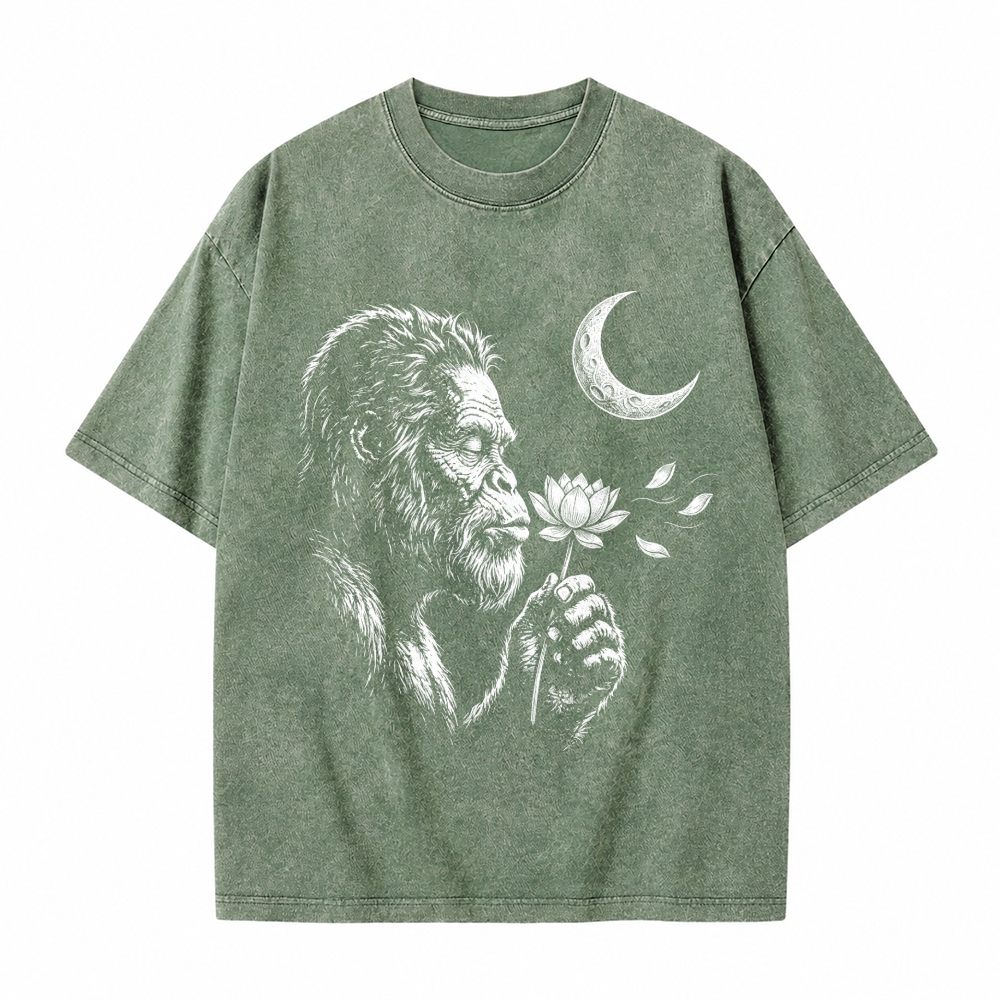 Moonnora Funny Bigfoot Blowing wishes Lotus Flower Dandelion Washed T-Shirt