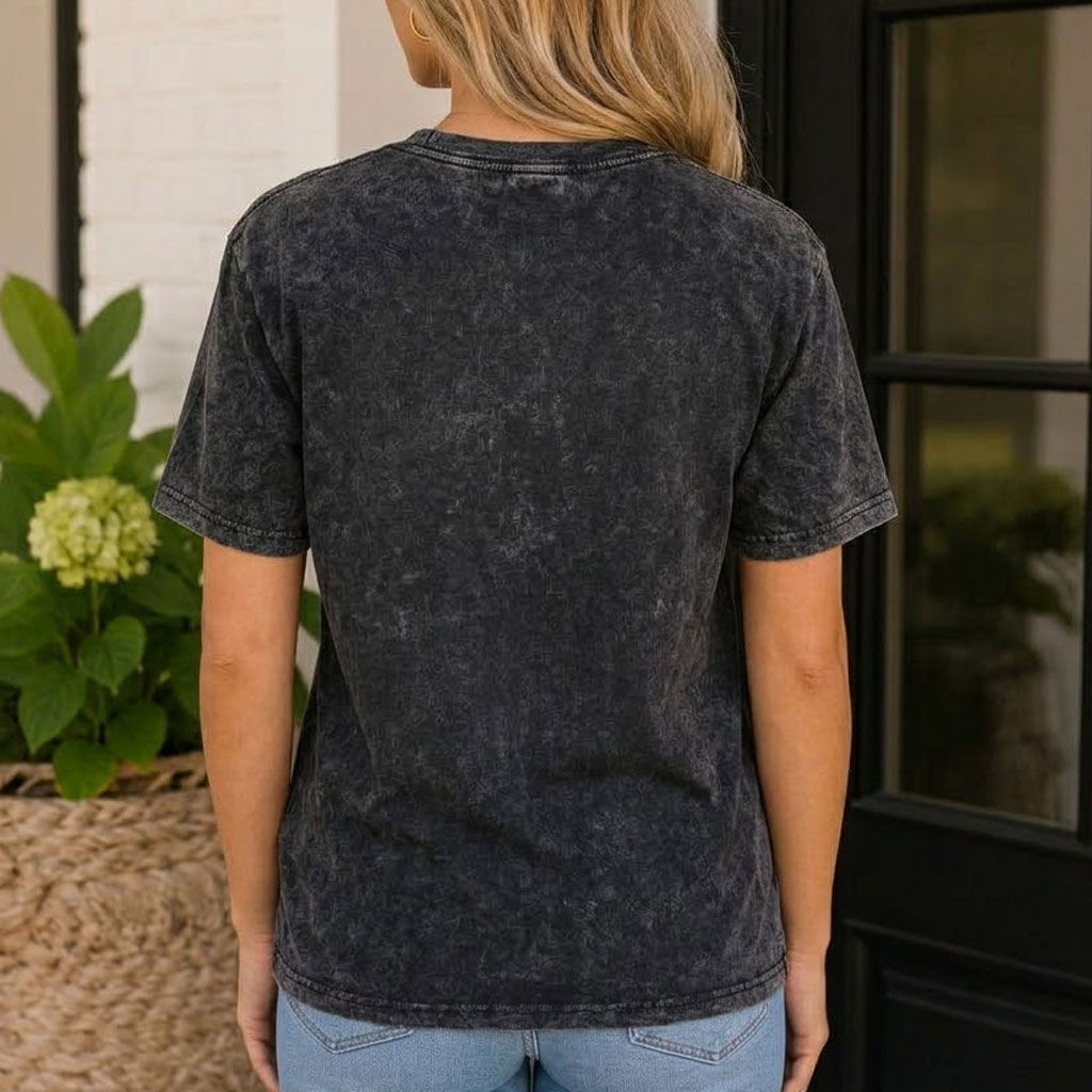 Moonnora Keeps The Mental Breakdown Washed T-Shirt