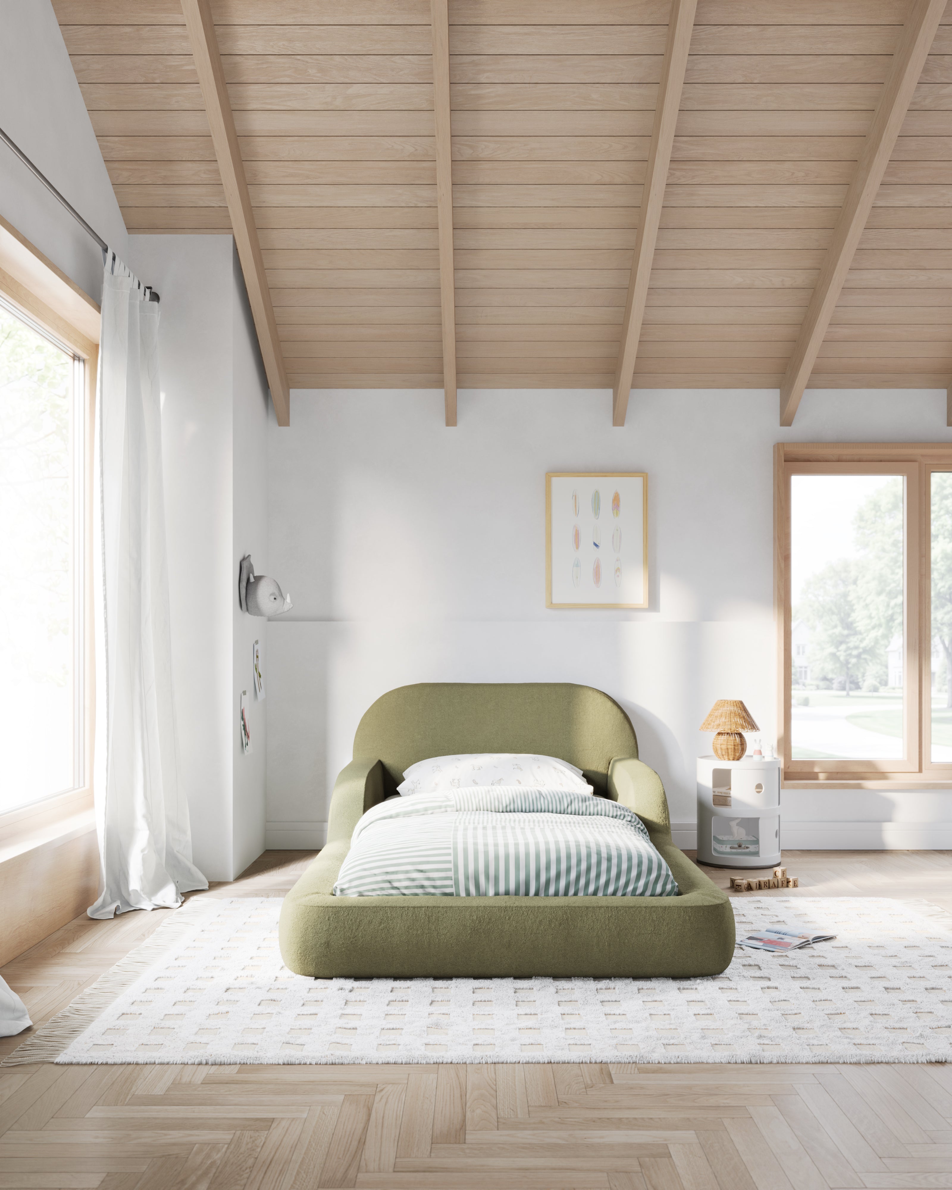 This low‑profile Montessori‑style kids foam bed has soft rounded bump‑safe edges and a removable washable cover for quick, tool‑free setup.