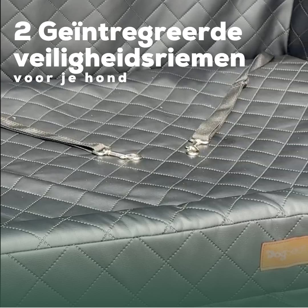 Luxury leather‑look car trunk pet travel basket with protective bumper flap, reinforced safety straps, padded comfort, machine‑washable for 1‑2 dogs.