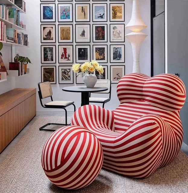 This space‑saving cuddle lounge chair features breathable cool‑touch fabric, supportive padding and stylish modern looks for relaxed home seating.