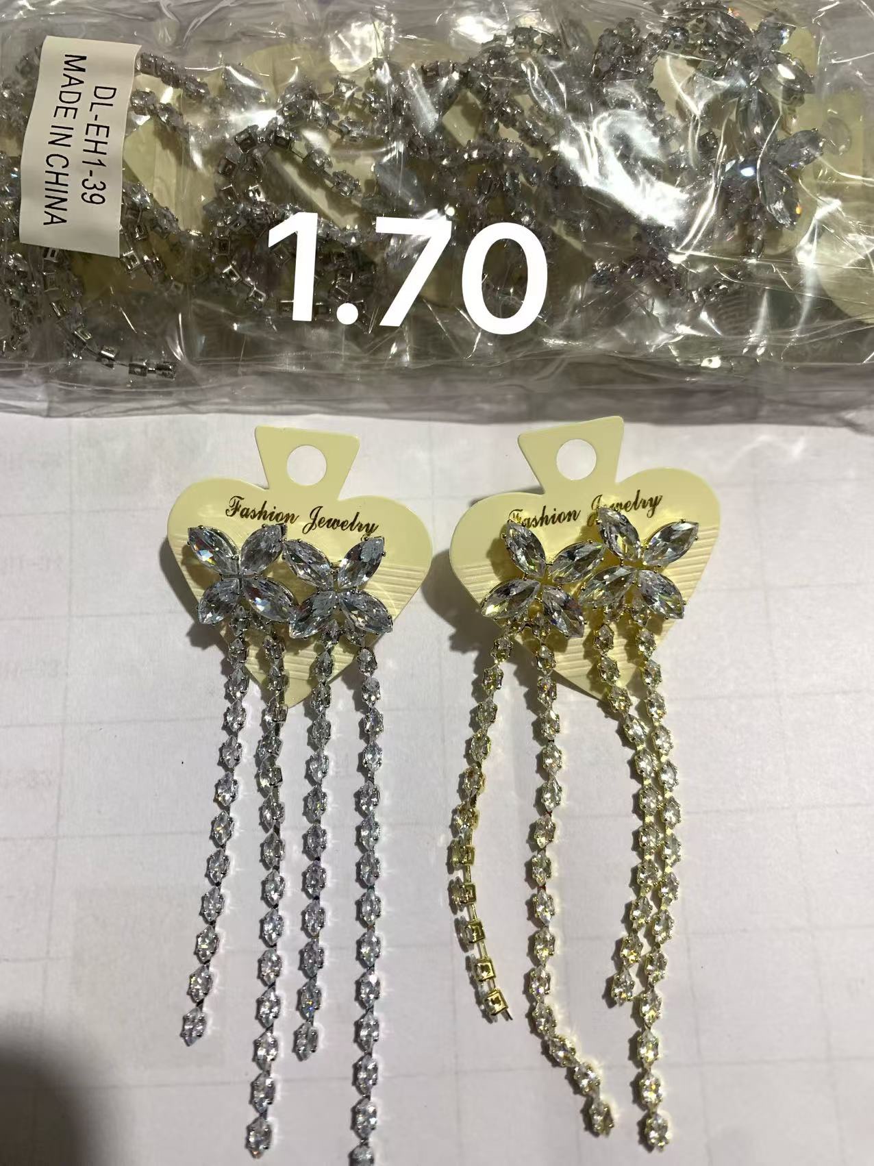 耳钉