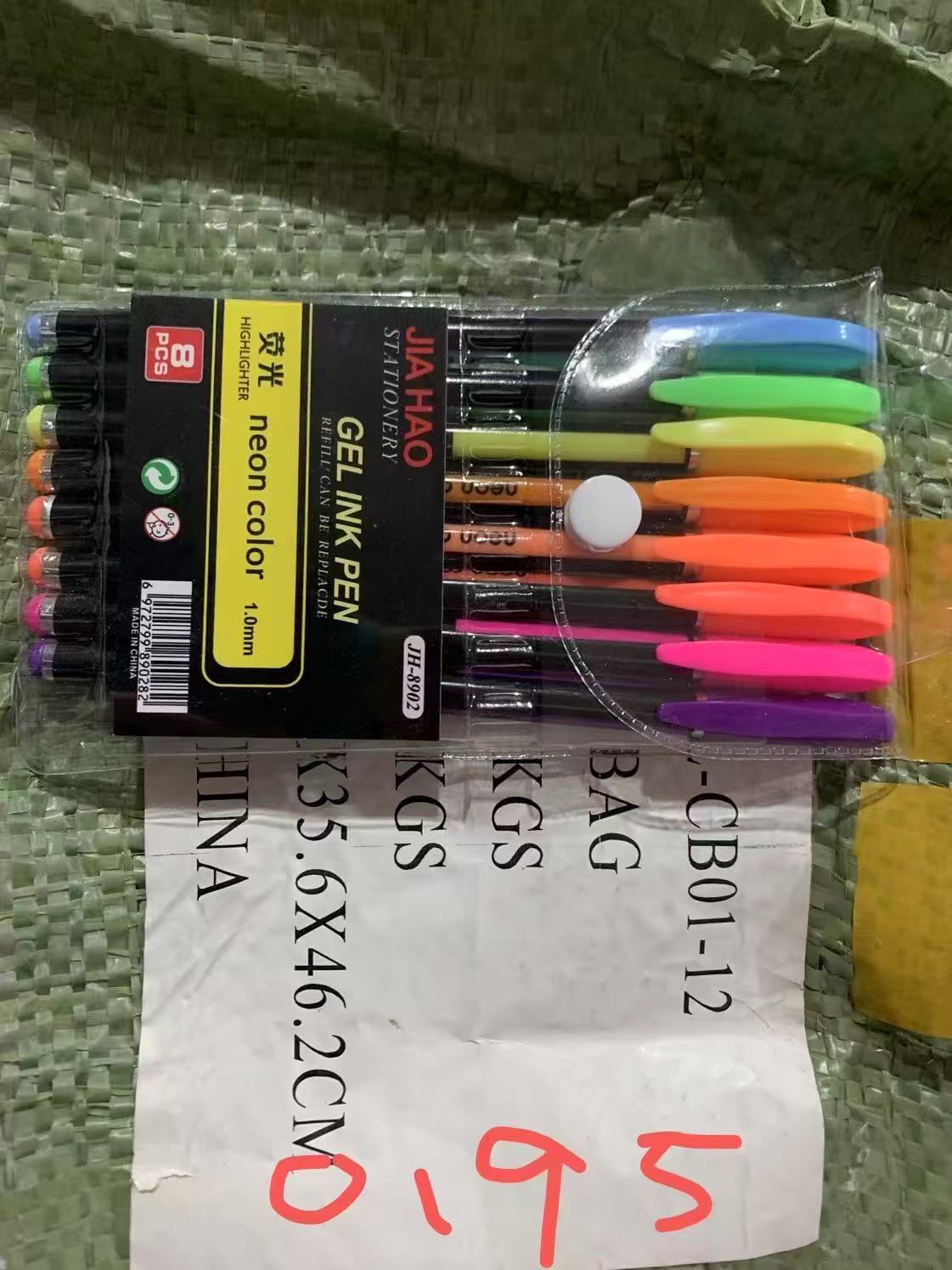 马克笔. 文具