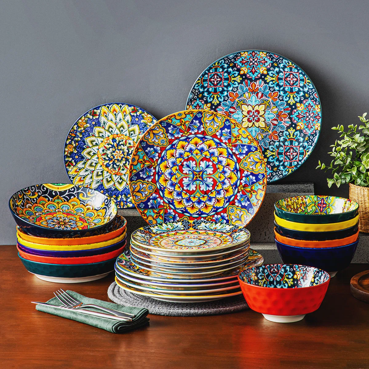 24 Piece Porcelain Dinnerware Set, Service For 6 (Set of 24)