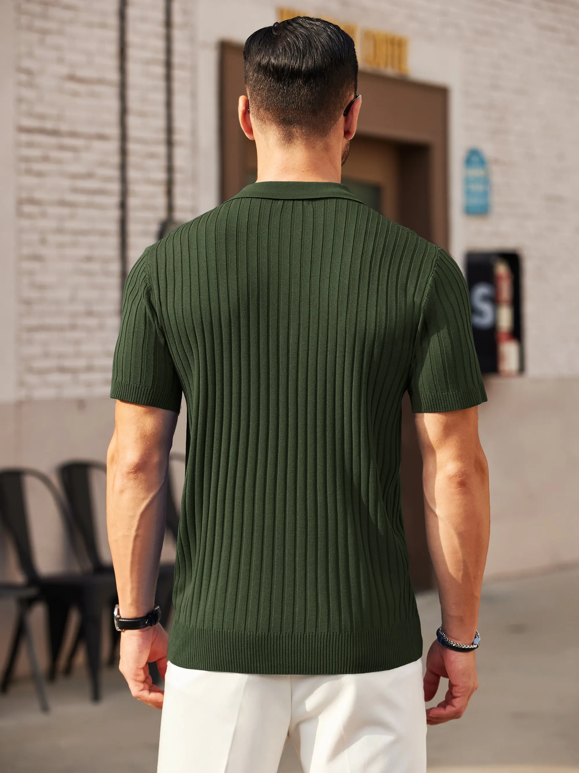 Men's Modern Quarter-Zip Ribbed Knit Polo