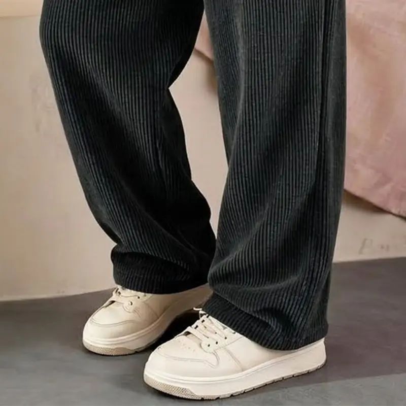 Women’s straight-leg corduroy casual pants with a fashionable drawstring waist