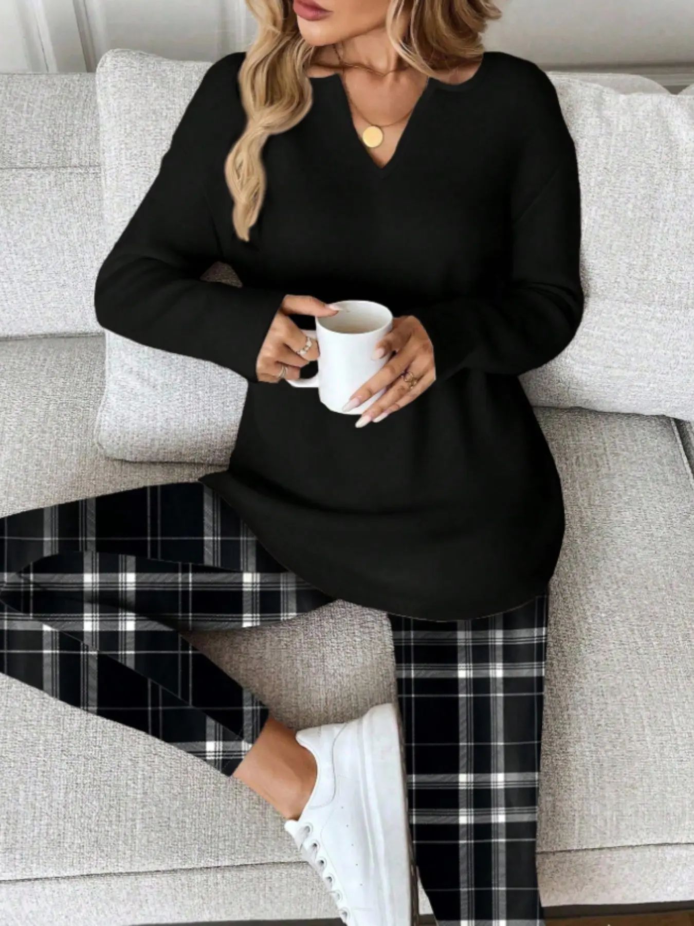 Women's Long Sleeve Top & Plaid Leggings Set