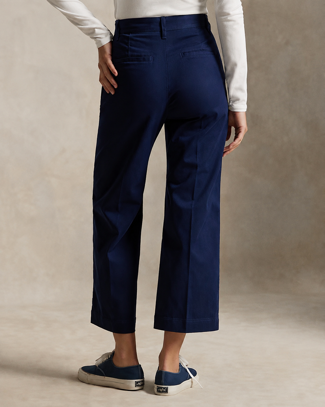 Women’s Wide-Leg Pants