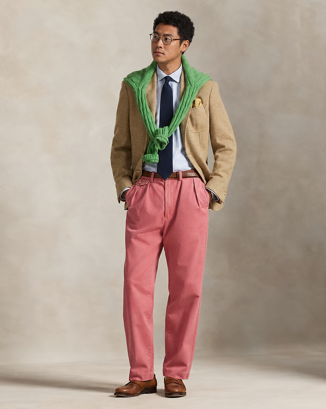 Men's Relaxed Fit Pleated Chino Pant