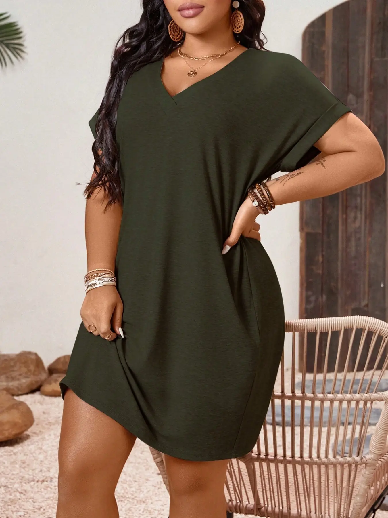 Plus Size Women's Loose T-Shirt Dress – V Neck Batwing Sleeve Casual Summer Vacation Dress