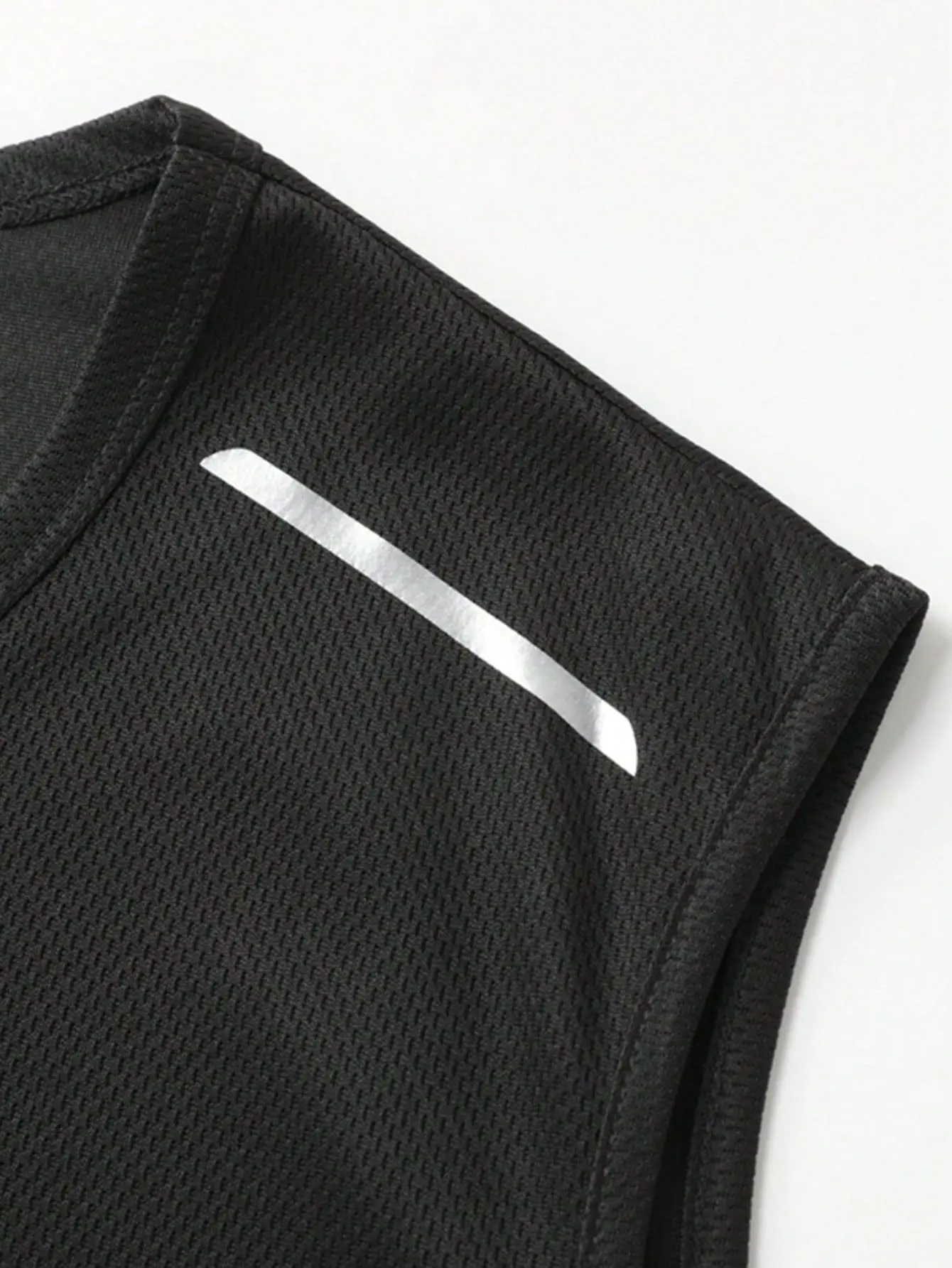 Unisex Quick-Dry Sports Vest – Reflective Breathable Sleeveless Workout Top for Running & Biking