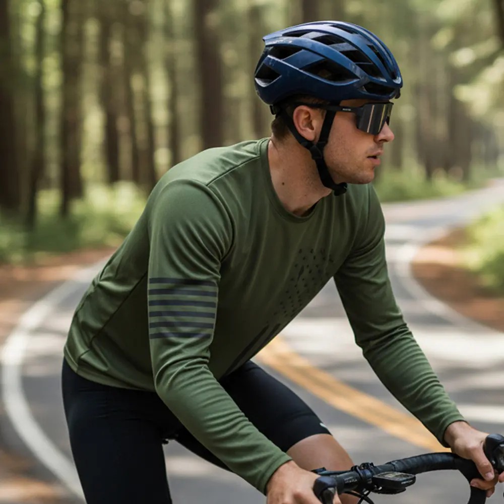 Men's 5-Pack UV Protection Long Sleeve Athletic Shirts – Lightweight Quick-Dry Activewear with Vintage Logo