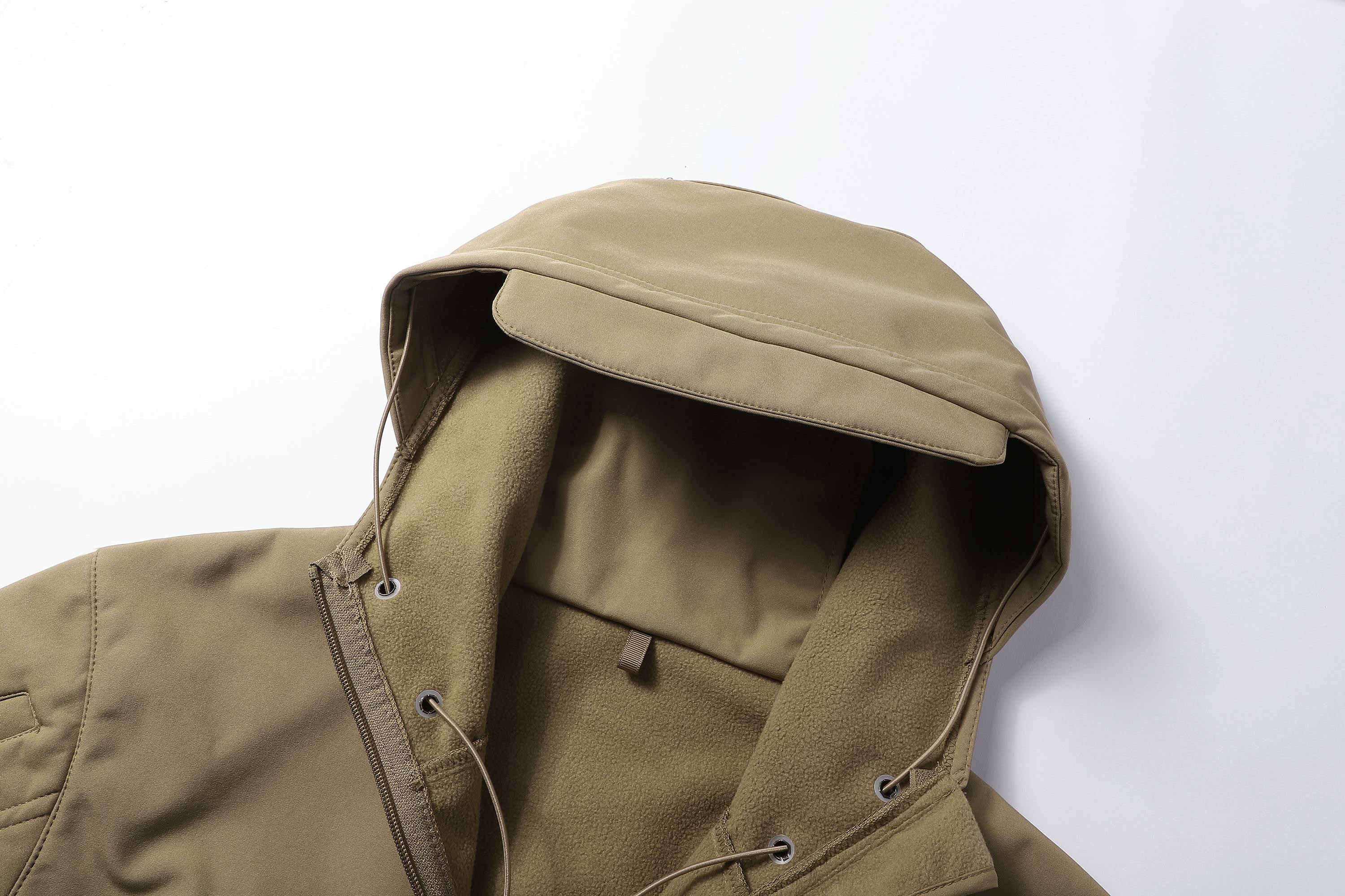 Men's Fitted Woven Hooded Jacket – Water-Resistant Outdoor Coat with Multi Zipper Pockets