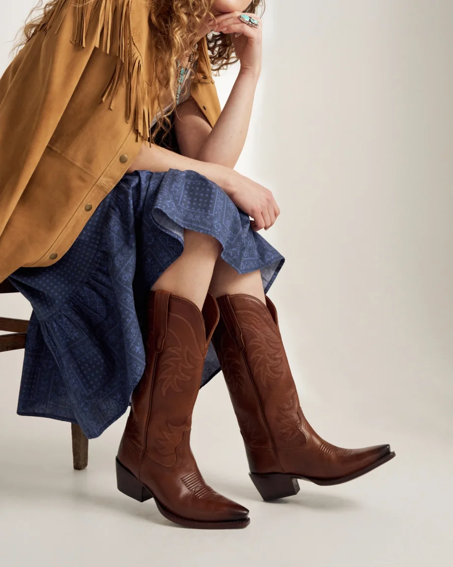 Women's Wide Calf Western Cowboy Boots