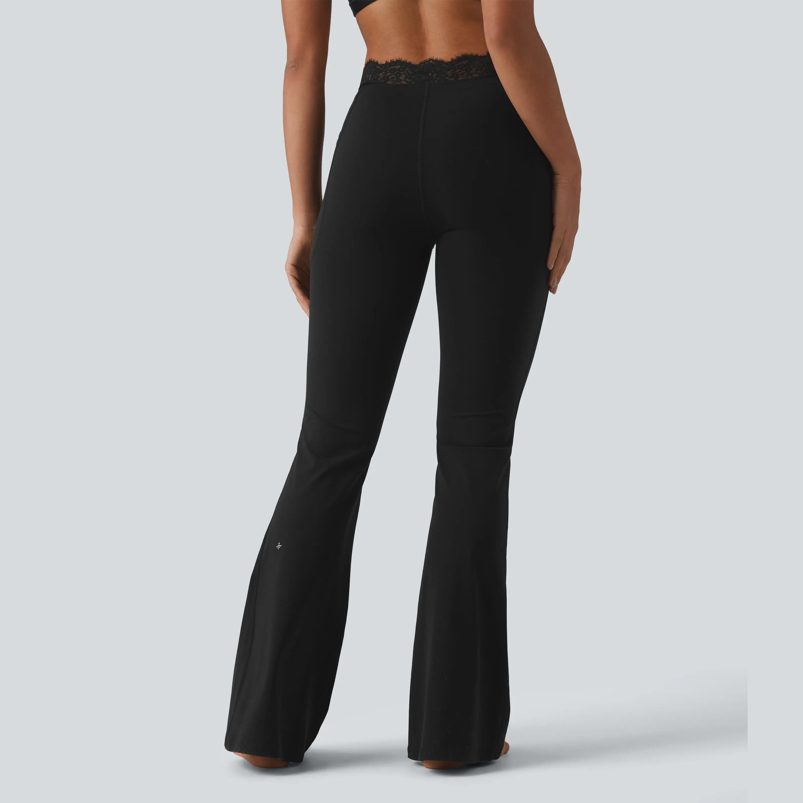 Women's UltraSculpt V-Shaped High Waisted Contrast Lace Yoga Flare Leggings with Pockets