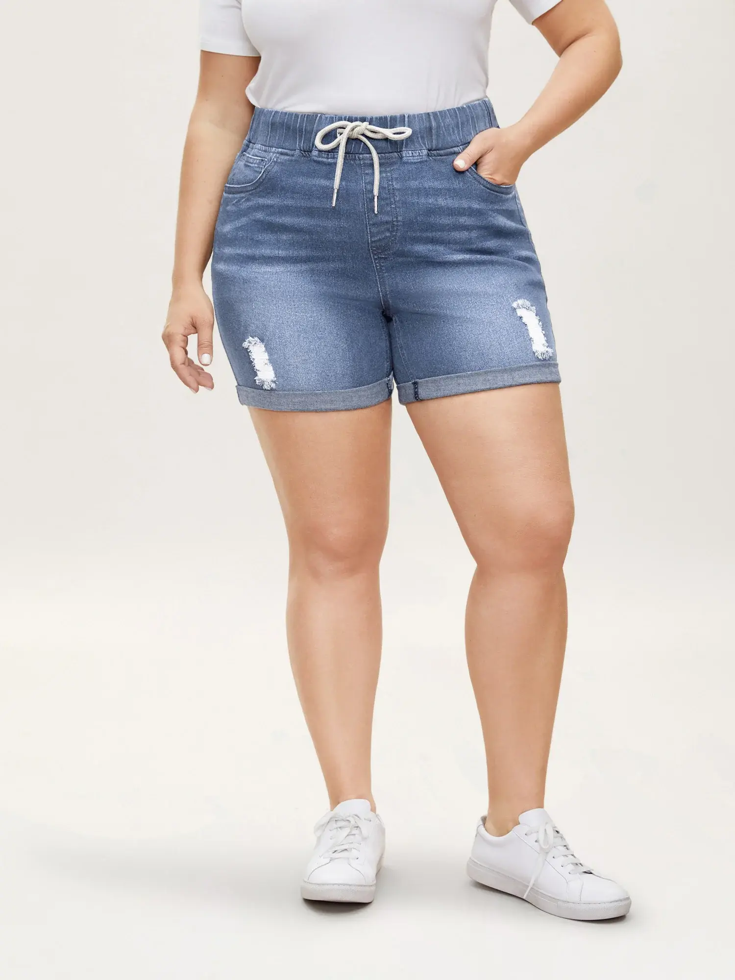 Women's Plussize Pull-On Drawstring Elastic Waist Denim Shorts