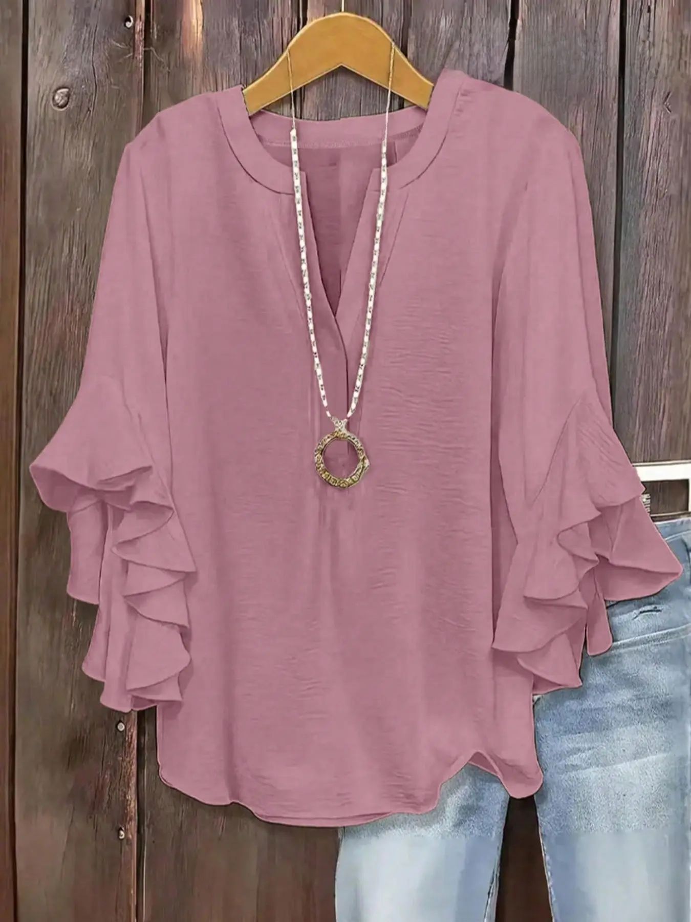 Plus Size Women's Ruffled Sleeve V-Neck Shirt Blouse, Elegant Floral Design, Comfortable and Stylish, Perfect for Casual Wear