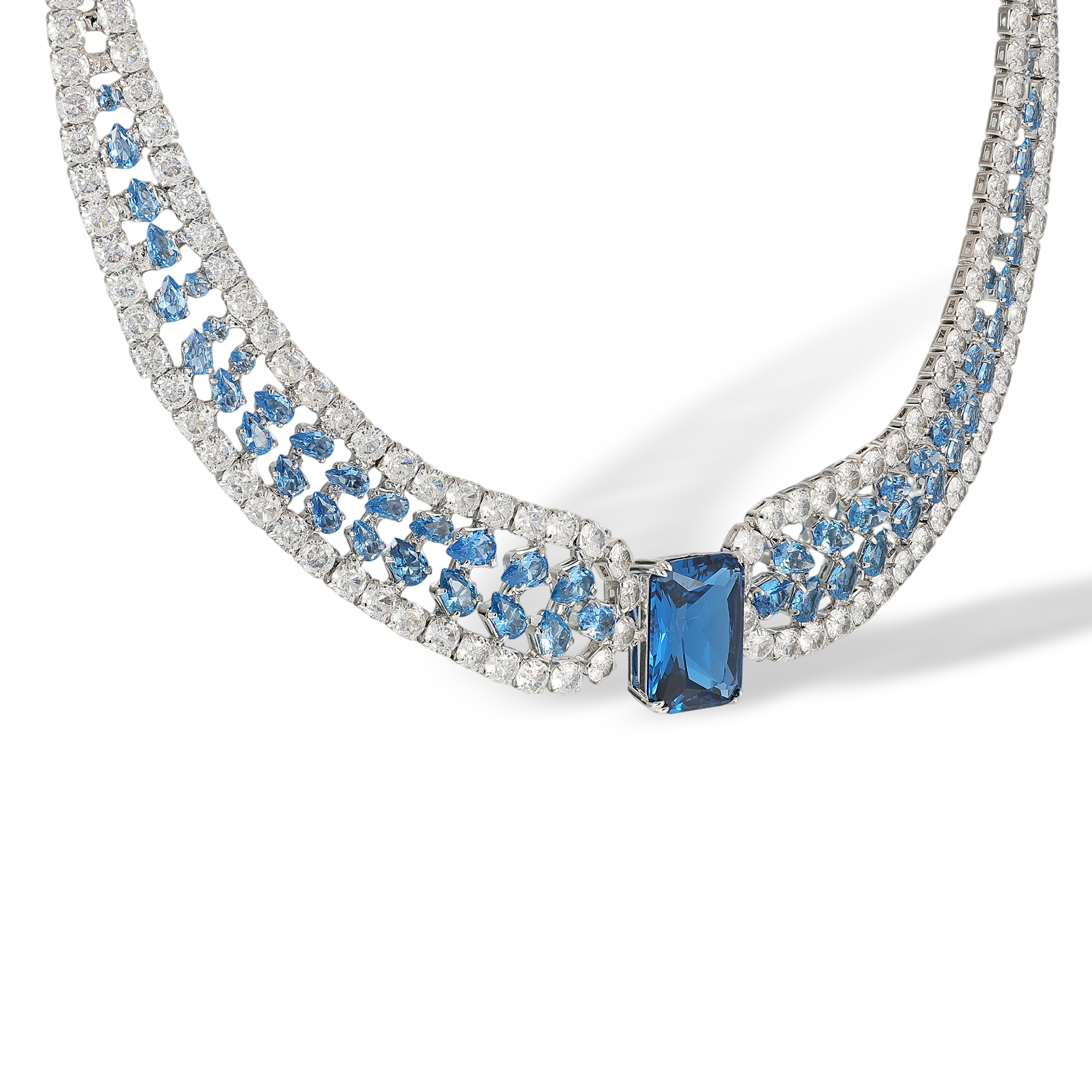 Anémone Blue Rectangular Choker Necklace
