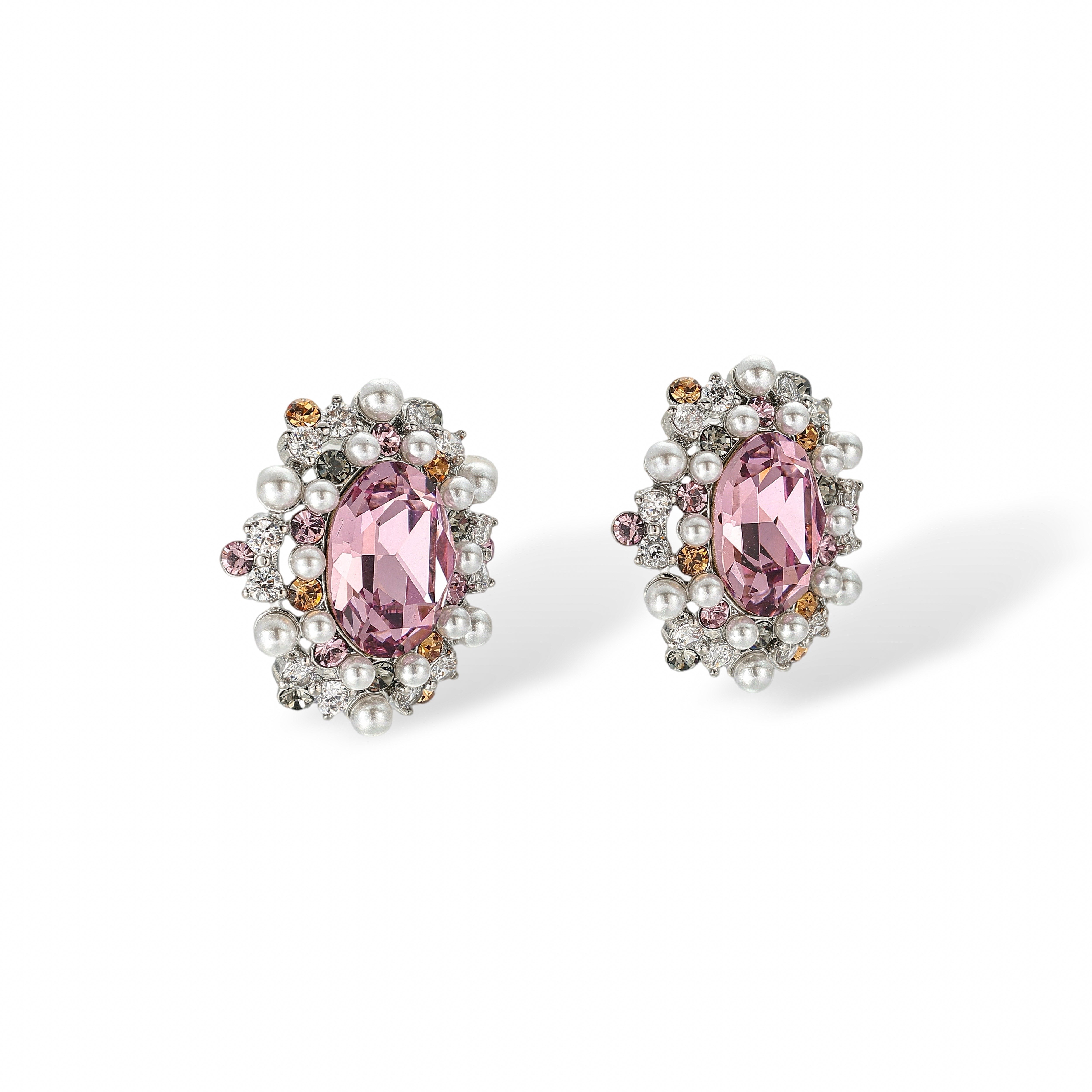 Aubépine Oval Pearl Stud Earrings
