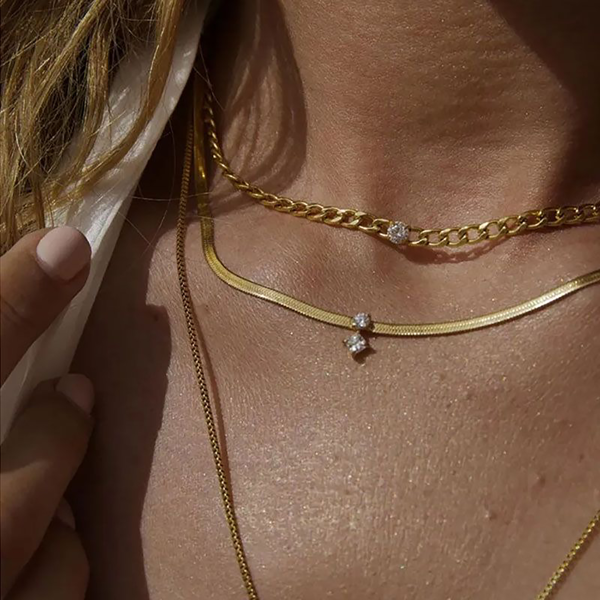 Bénigna 18K Gold Round Square Moissanite Necklace