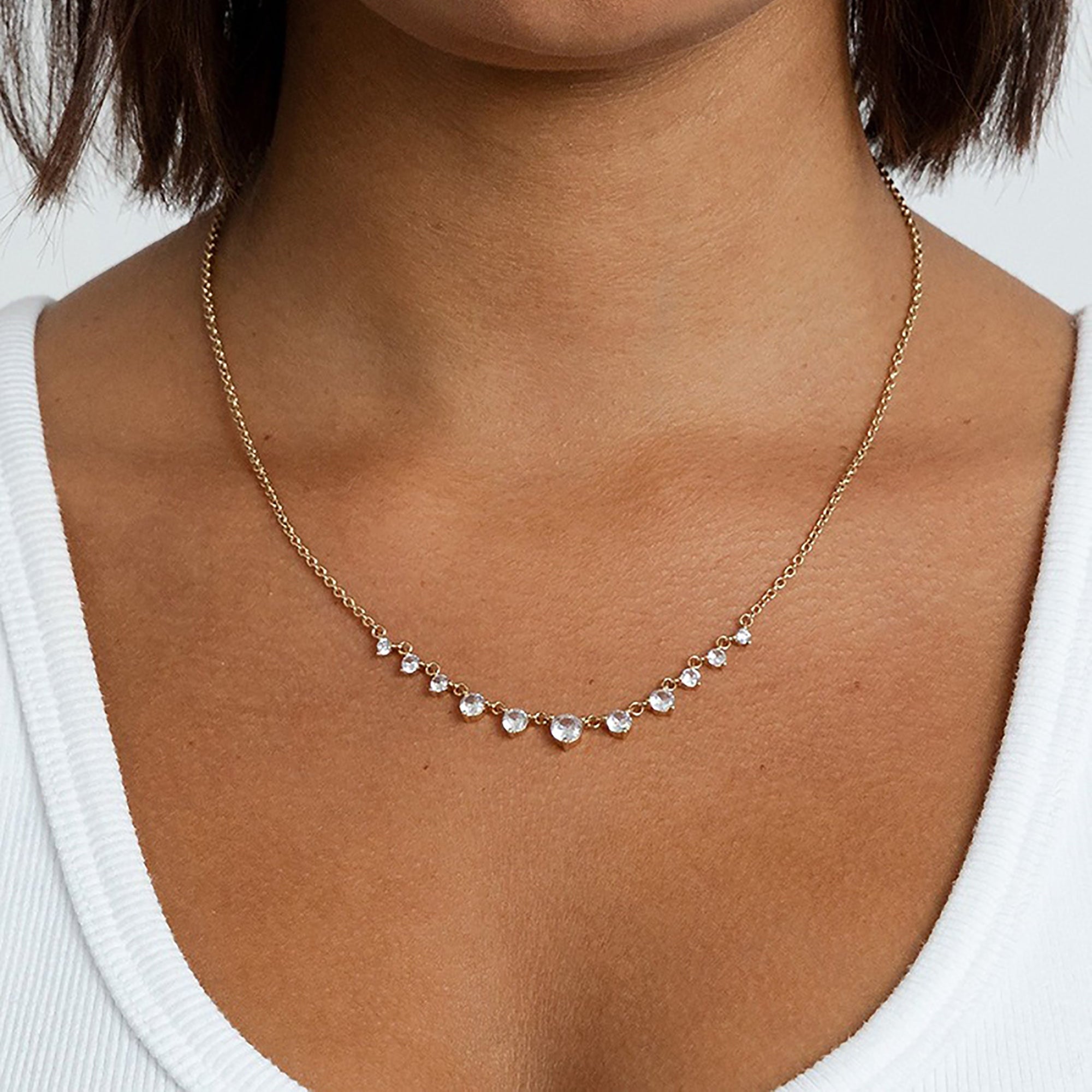 Ésther 18K Gold Round Necklace