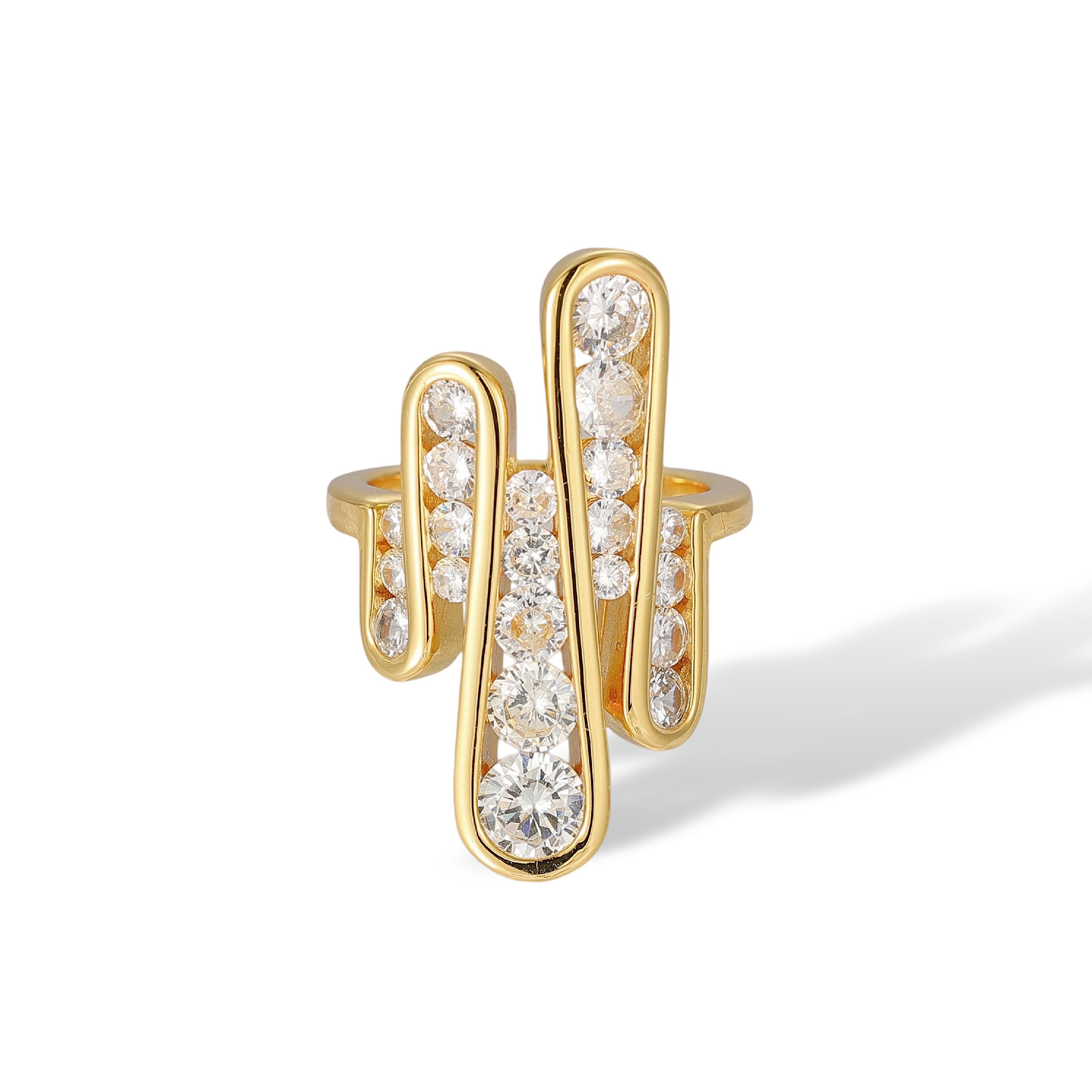 Isabeau 18K Gold Fluid Wave Ring