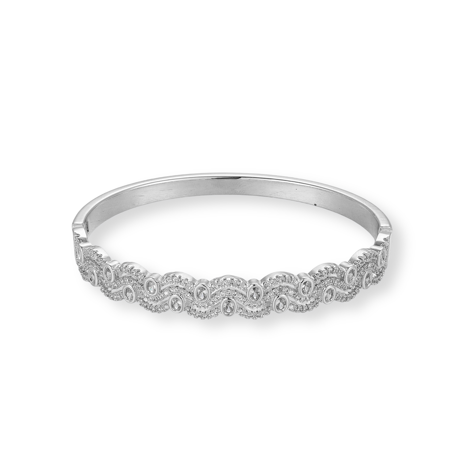 Margarita 16K Gold Scalloped Wave Bangle