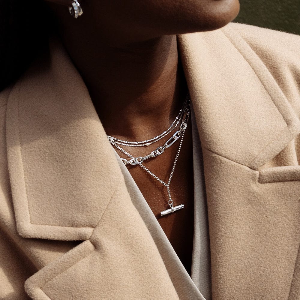Mariannick 18K Gold T-Bar Necklace