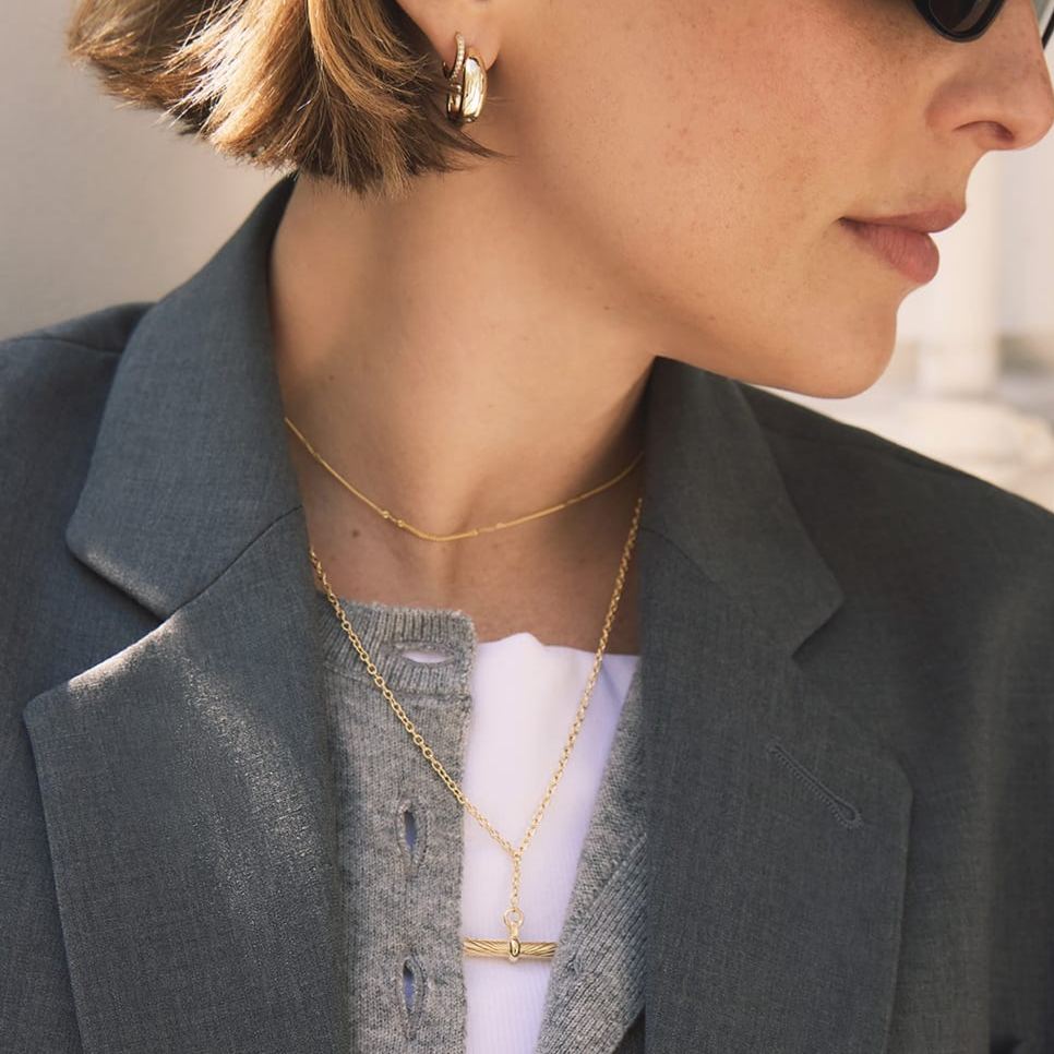 Mariannick 18K Gold T-Bar Necklace