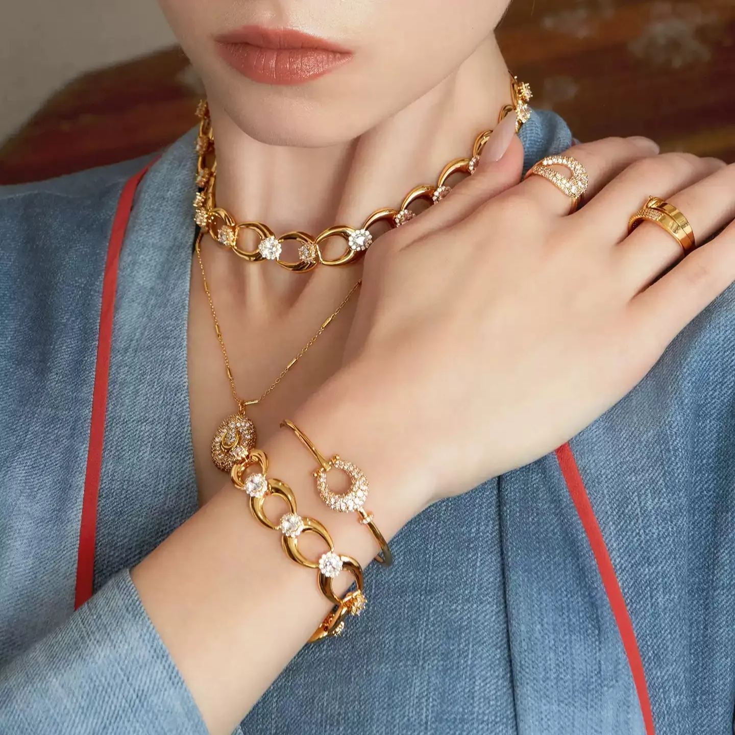 Félicita 18K Gold Round Bracelet