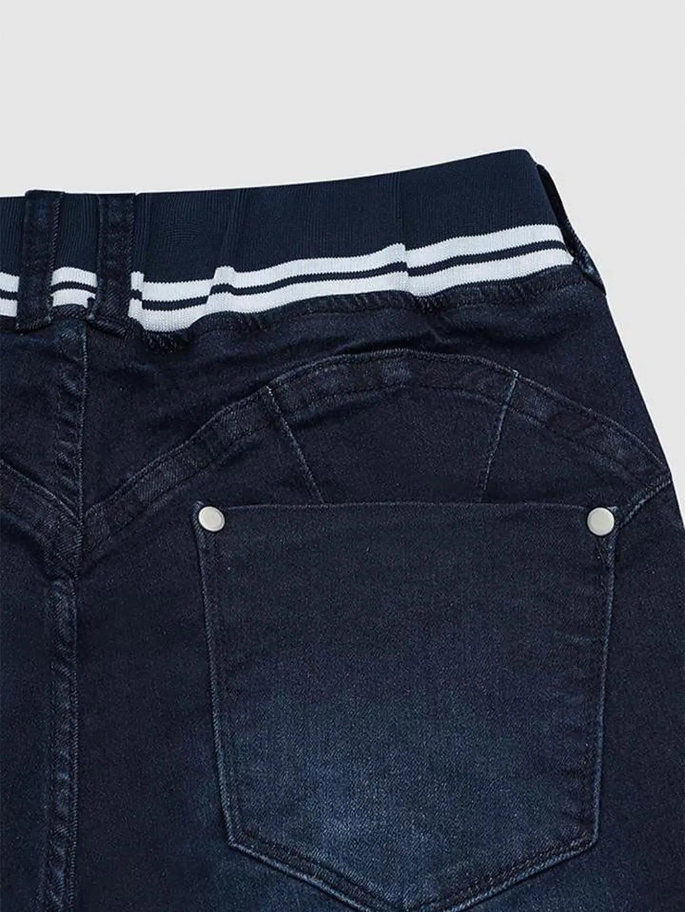 ️Washed, Contrast-Trimmed, Double-Button, Drawstring, Mid-Rise Cropped Jeans