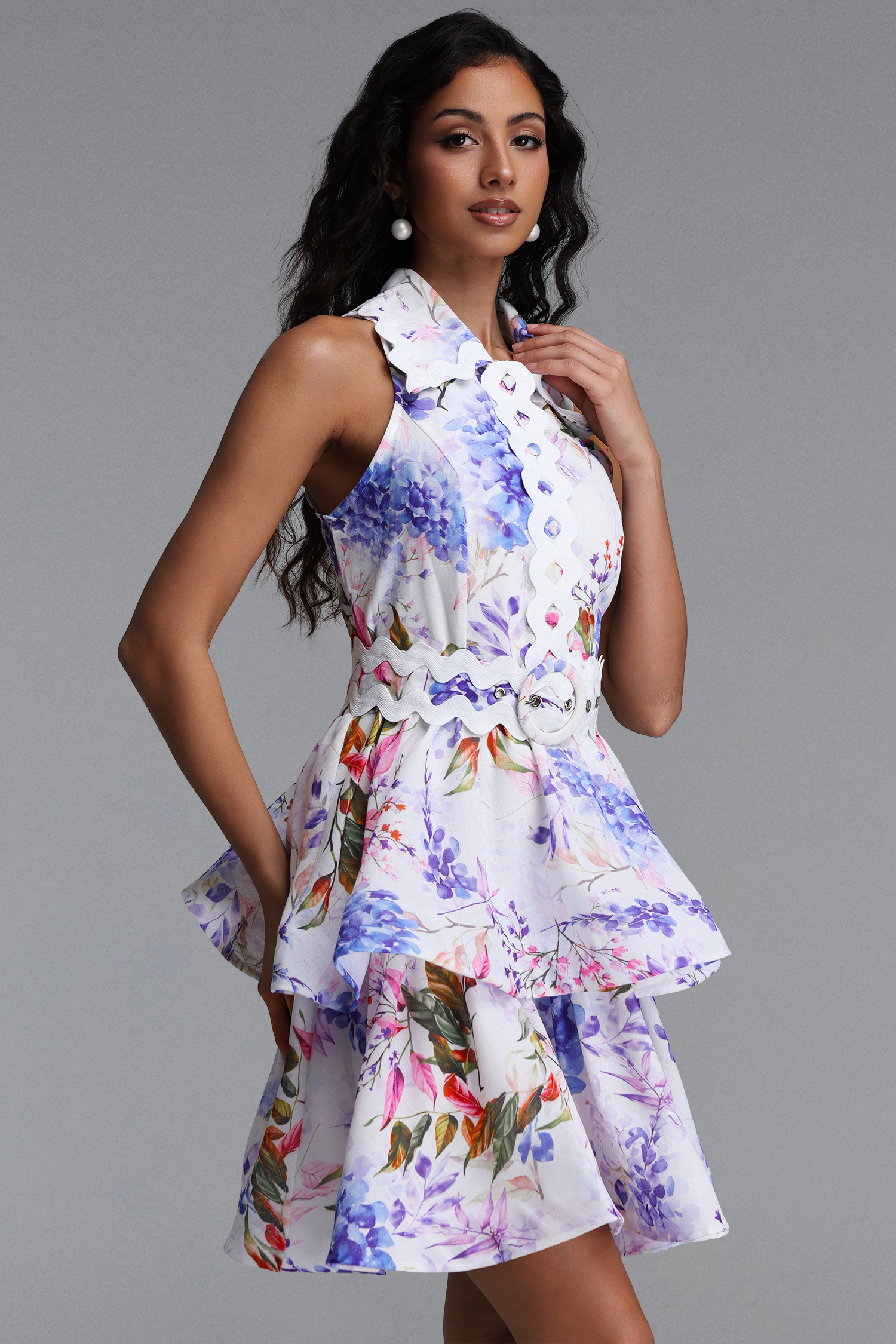 Dilara Chic Tailored Sleeveless Floral Print Woven Mini Dress