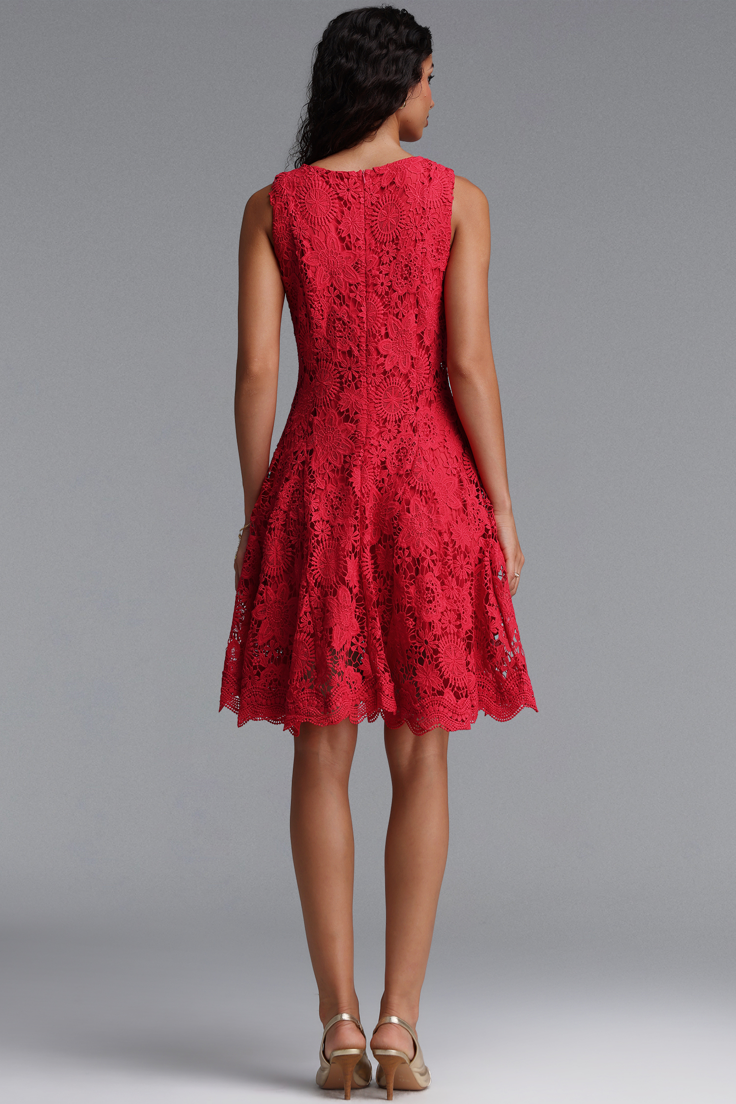 Pedra Elegant Cinched Round Neck Sleeveless Floral Lace Red Mini Dress