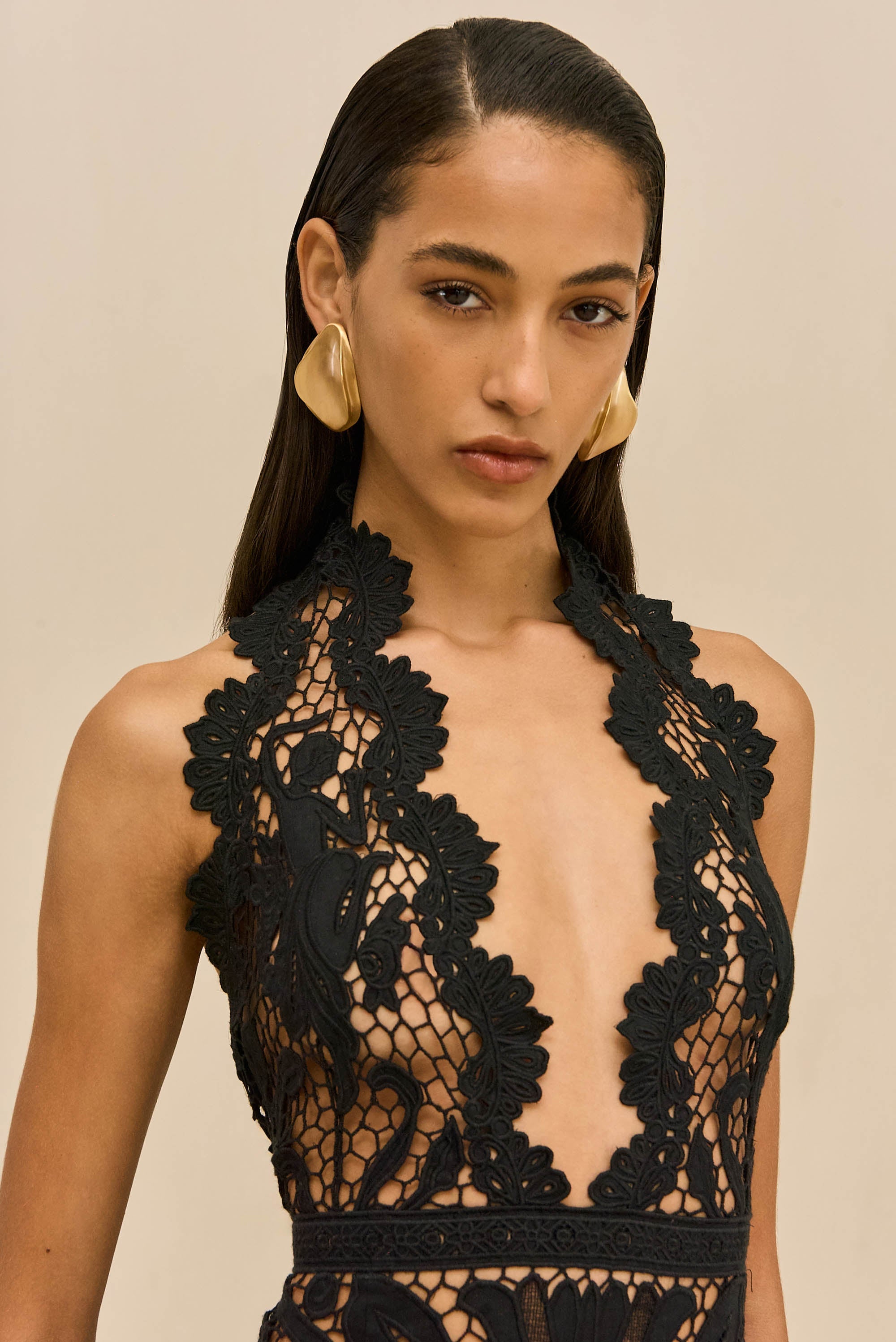 GEMINI GOWN - BLACK 3