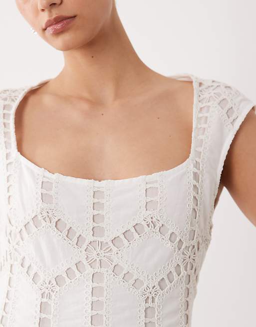 Lace Maxi Dress