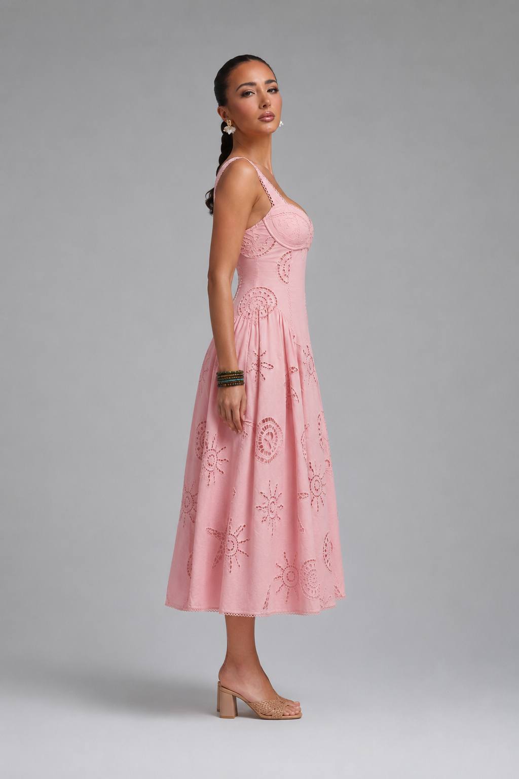 Sleeveless V-Neck Embroidery Cutout Flared Maxi Dress