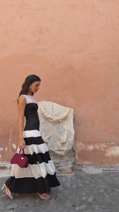 Fiorita Black and White Dress