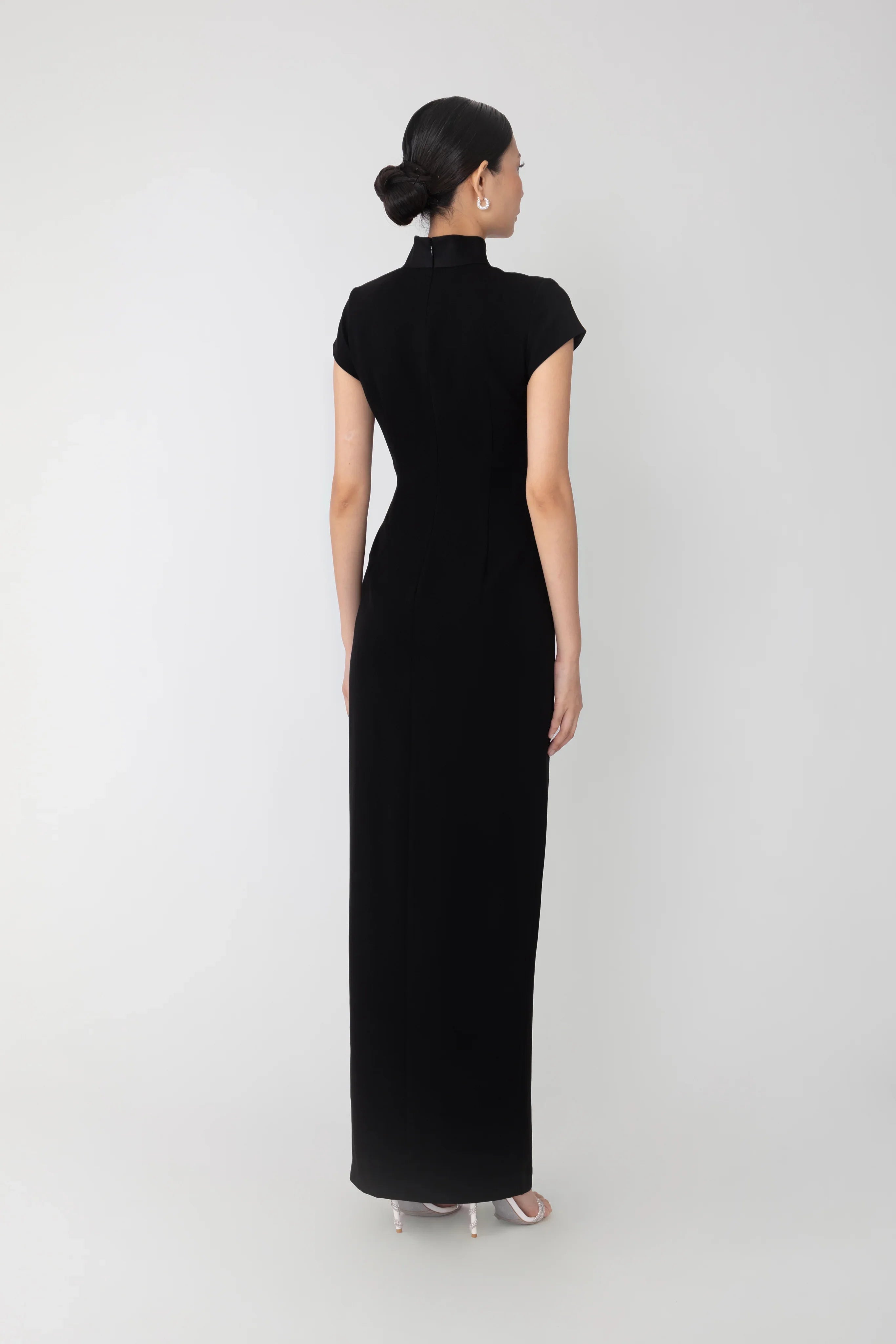 Isabella Maxi Dress - Black / 00