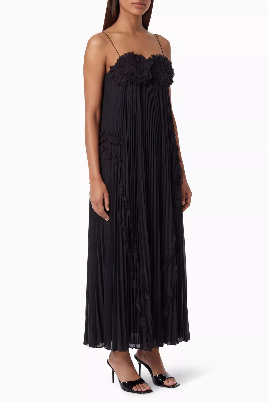 Buy Alexis Black Odette Floral-appliqué Pleated Gown For Women Online | Ounass UAE