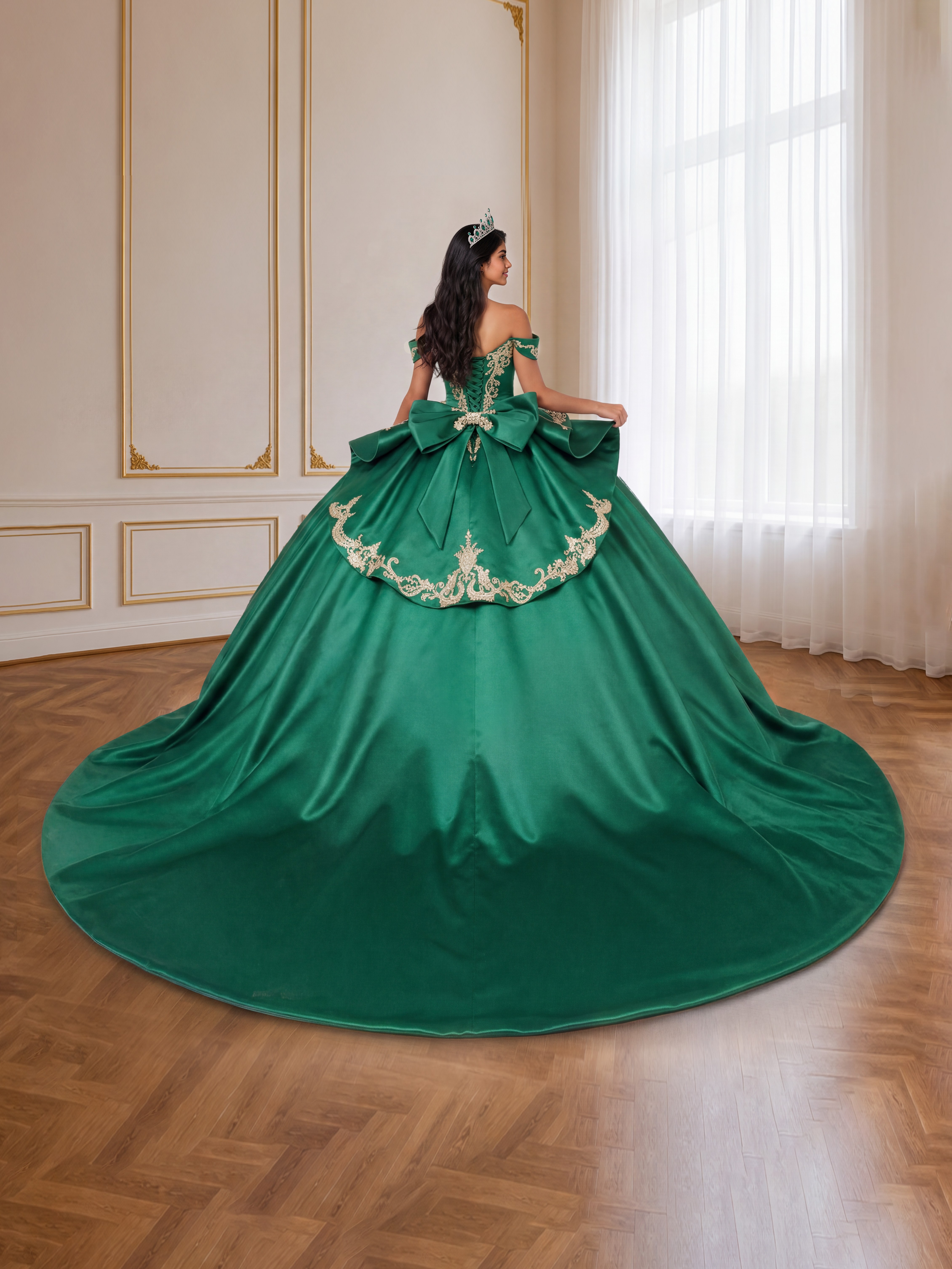 Green trailing puff dress