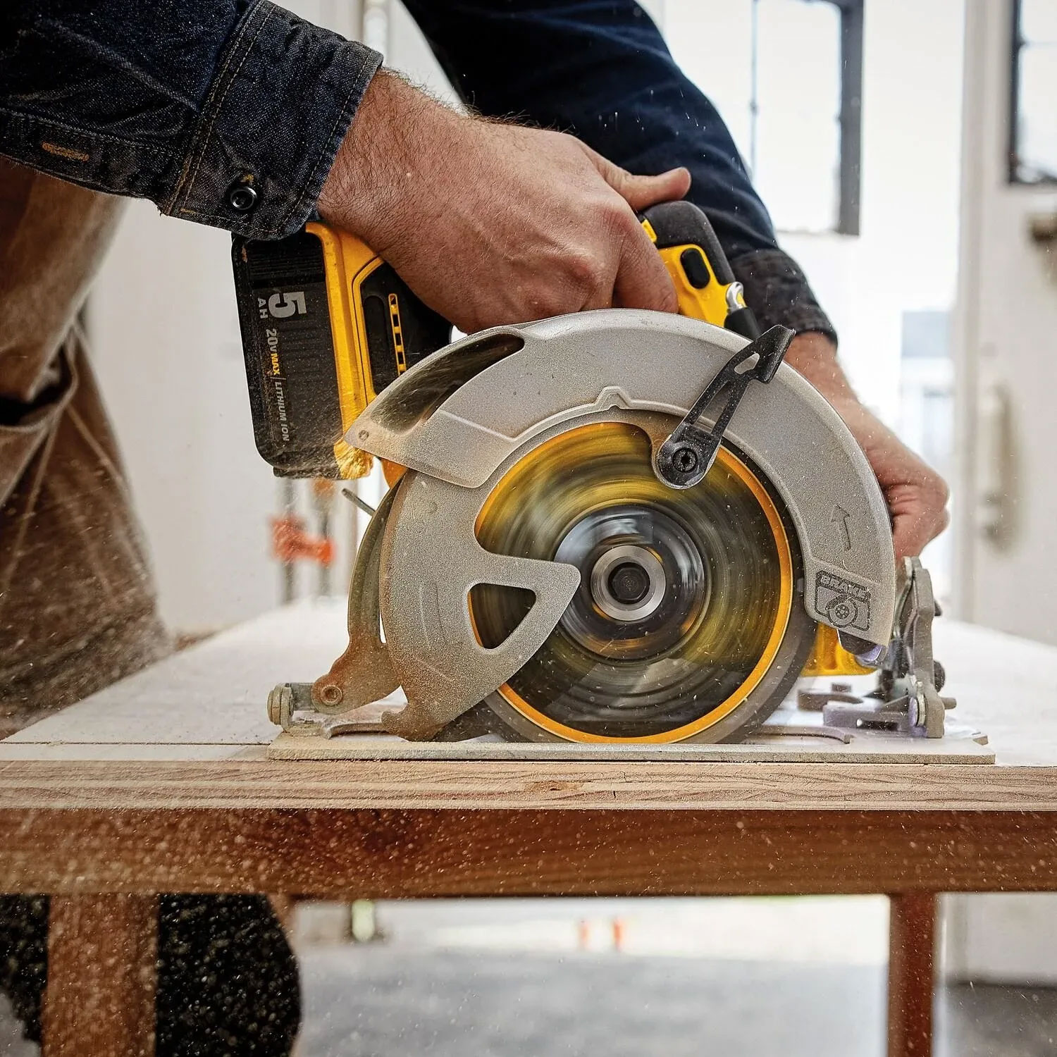 Cordless circular saw used for woodworking