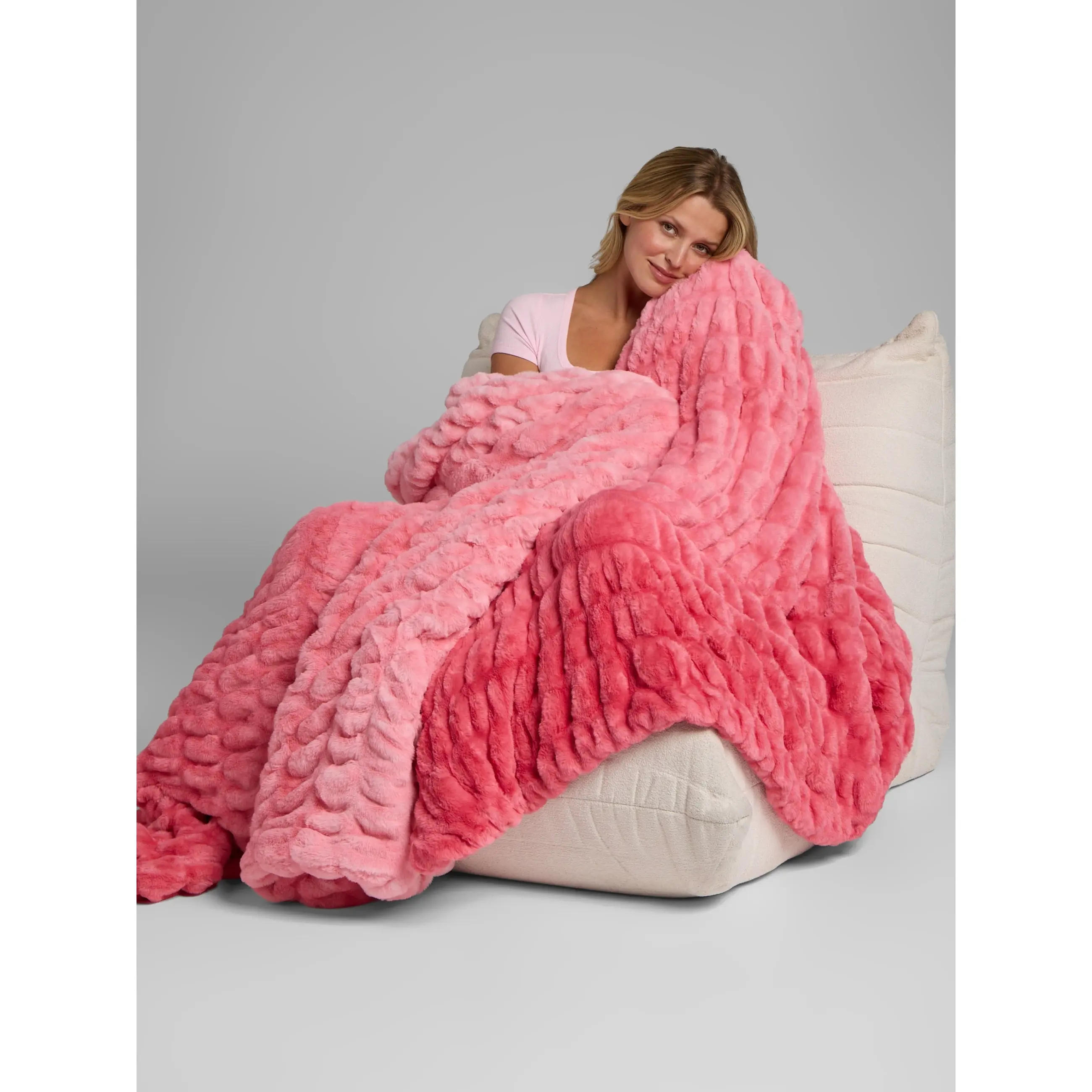 Oversized Plush Blanket | Ultra-Soft Cozy Throw for Sofa & Bed, Lightweight Warmth for All Seasons