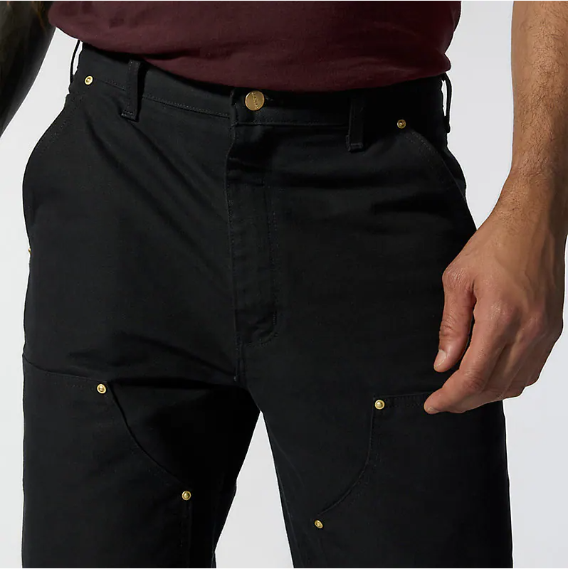 Front pocket and double-knee detail