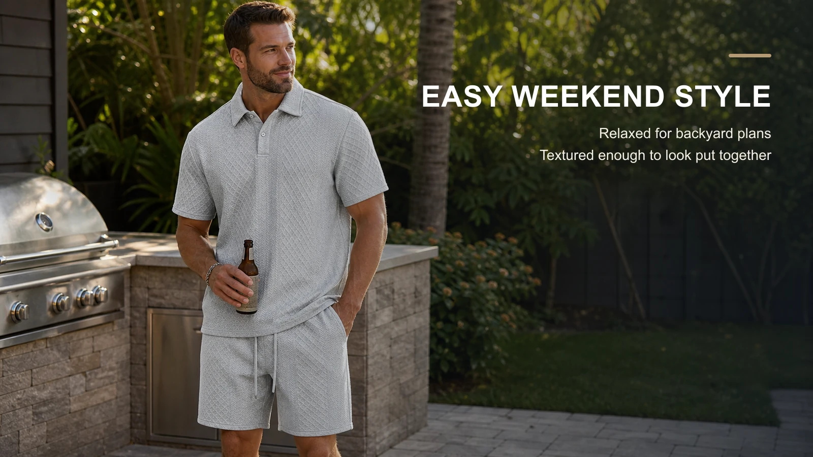 Men's polo and drawstring shorts image 17