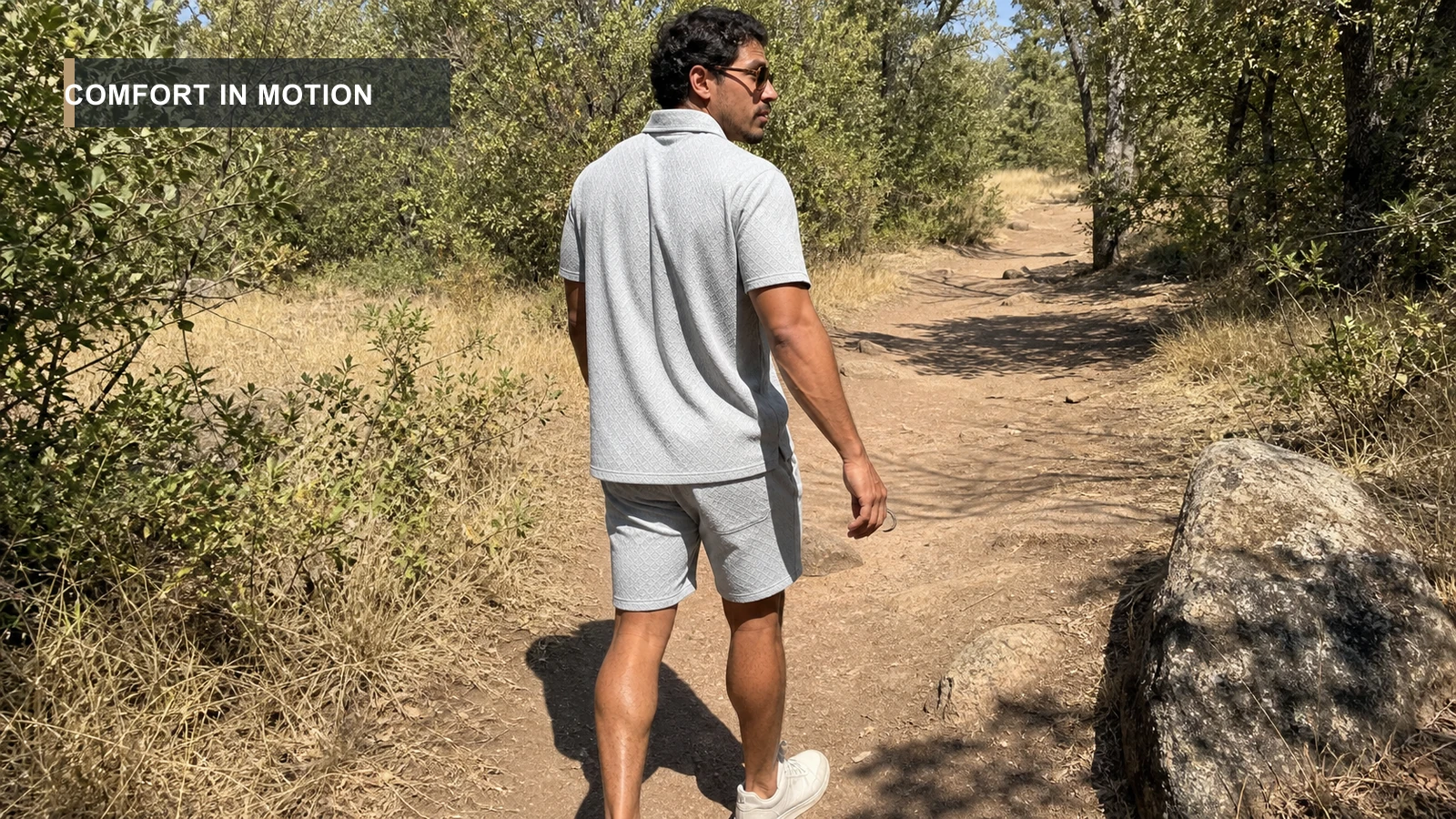 Men's polo and drawstring shorts image 27