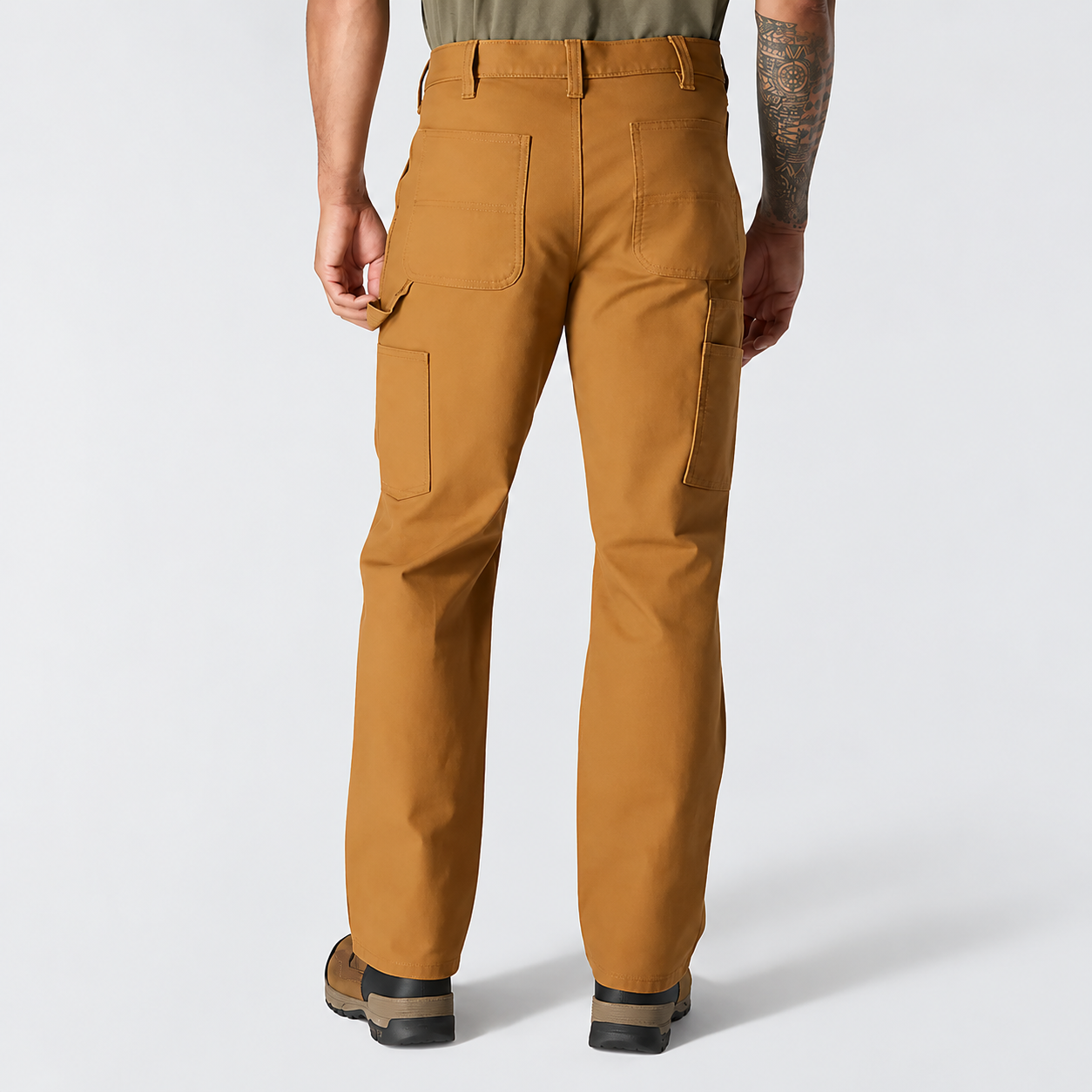 Rear fit and tool-pocket view
