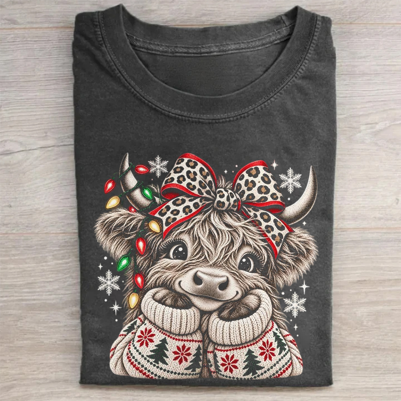 Christmas Highland Cow T-shirt