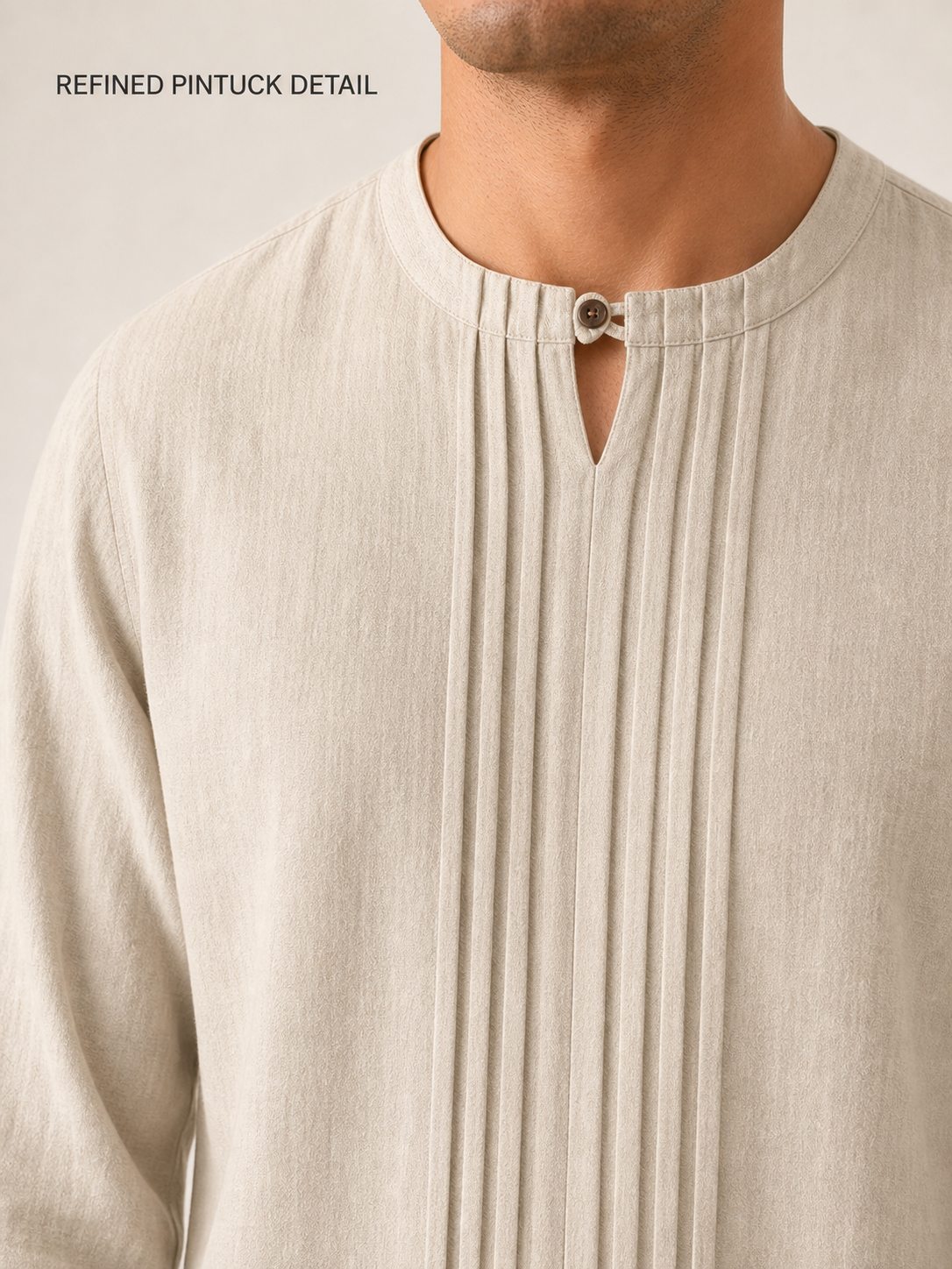 Keyhole collar and ten-pintuck structure detail