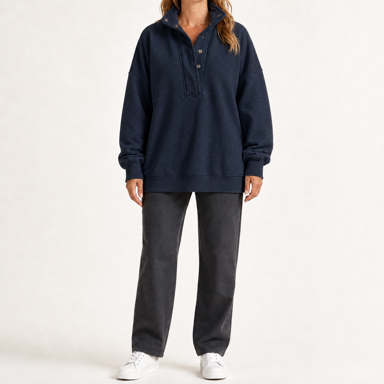 Women's deep navy snap-collar relaxed pullover