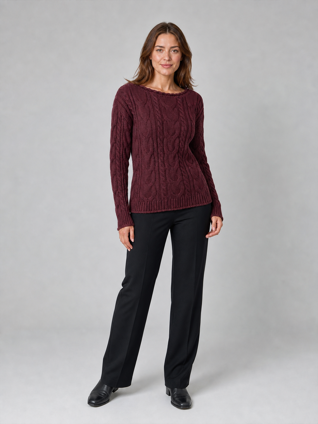 Women's cable knit sweater in burgundy